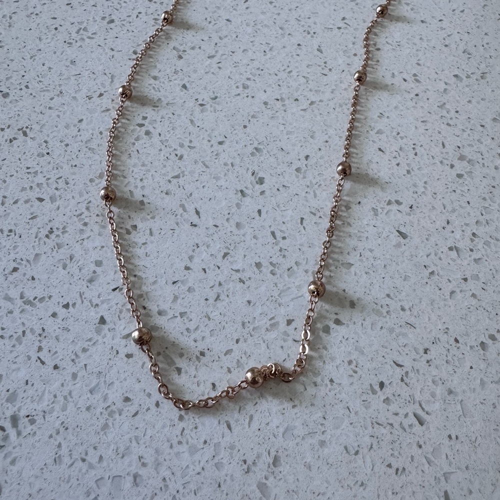 Chic Rose Gold-Toned Beaded Necklace
